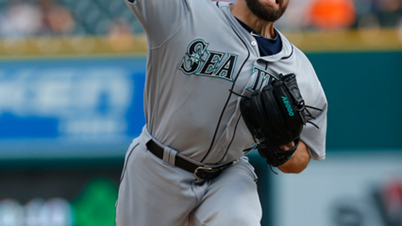 Mariners slumping on road, lose 8-7 to Tigers in 12 innings